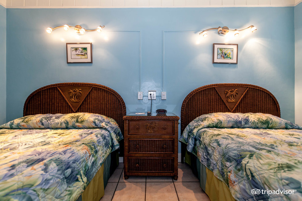 two-double-bedroom-xl--v13741602